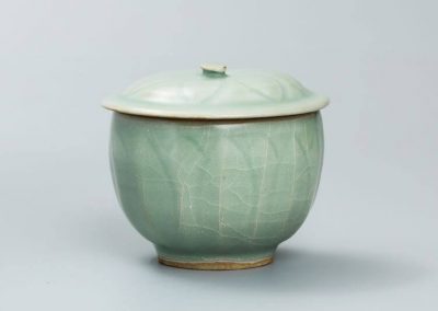 宋 龍泉粉青釉蓮紋蓋盌