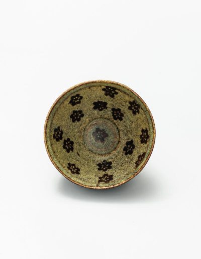 A fine and rare Jizhou paper-cut prunus decorated tea bowl